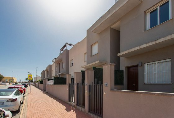Reventa - Adosado - Torrevieja - Aguas Nuevas