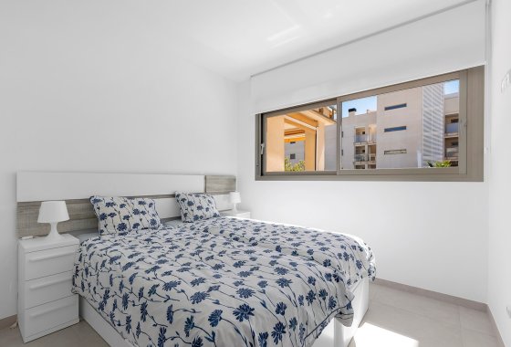 Återförsäljning - Lägenhet / lägenhet - Orihuela Costa - Villamartín