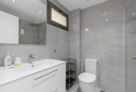 Återförsäljning - Lägenhet / lägenhet - Orihuela Costa - Villamartín