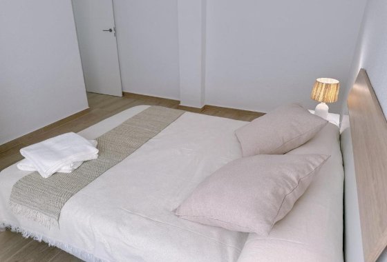 Resale - Apartment / flat - Torrevieja - Playa del Cura