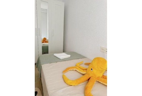 Resale - Apartment / flat - Torrevieja - Playa del Cura