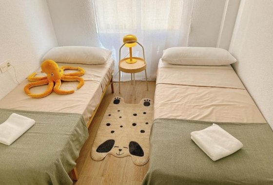 Resale - Apartment / flat - Torrevieja - Playa del Cura