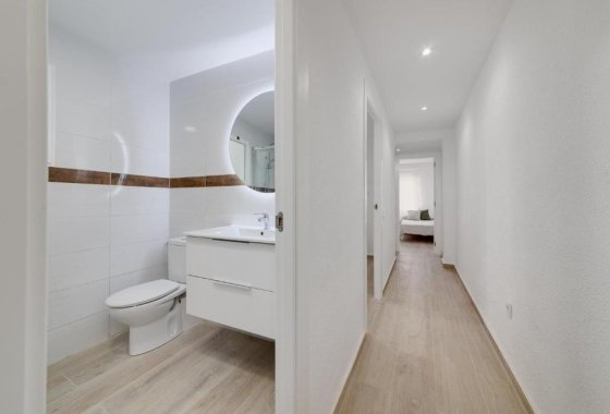 Resale - Apartment / flat - Torrevieja - Playa del Cura