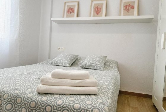 Resale - Apartment / flat - Torrevieja - Playa del Cura