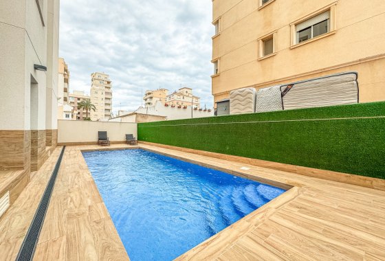 Reventa - Apartamento / piso - Torrevieja