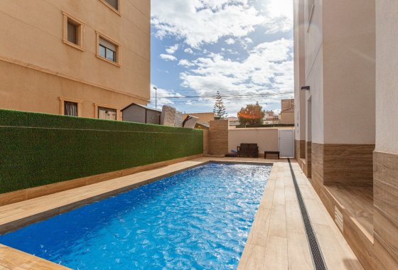 Reventa - Apartamento / piso - Torrevieja
