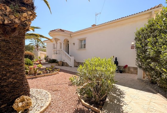 Resale - Villa - Ciudad Quesada