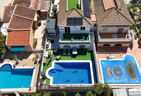 Resale - Villa - Los Balcones