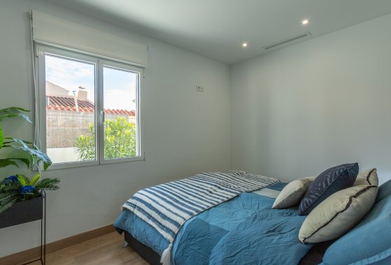 Resale - Villa - Los Balcones