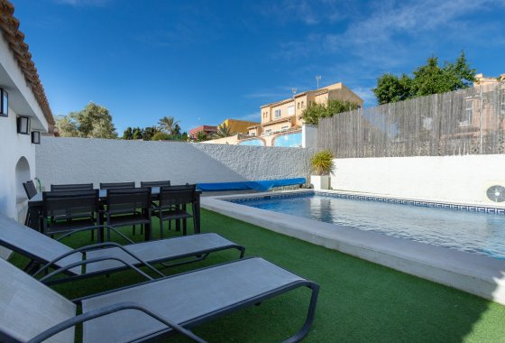 Resale - Villa - Los Balcones