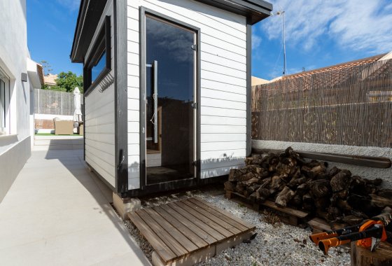 Resale - Villa - Los Balcones