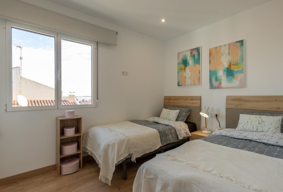 Resale - Villa - Los Balcones