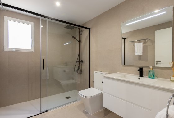 Resale - Villa - Los Balcones