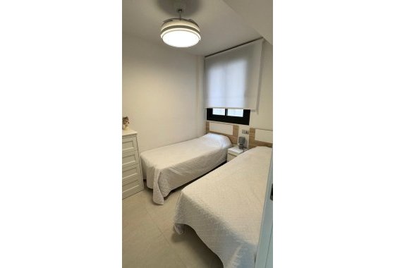 Reventa - Apartamento / piso - Torrevieja - Calas Blancas