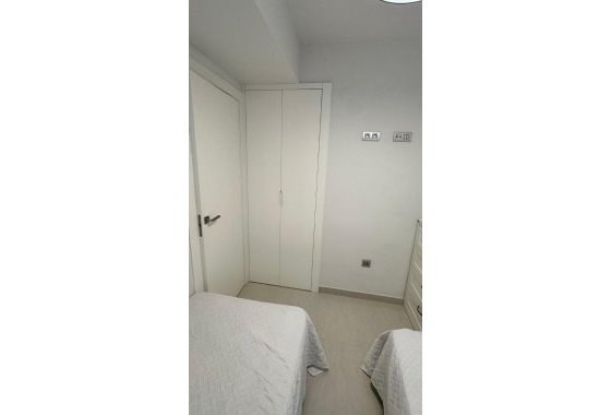 Reventa - Apartamento / piso - Torrevieja - Calas Blancas