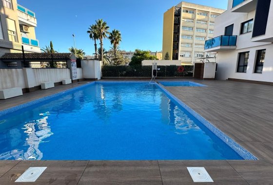 Reventa - Apartamento / piso - Torrevieja - Calas Blancas