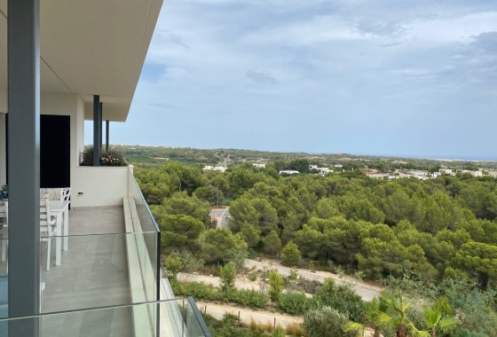 Reventa - Apartamento / piso - Las Colinas Golf - LAS COLINAS GOLF RESORT