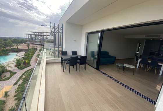 Reventa - Apartamento / piso - Las Colinas Golf - LAS COLINAS GOLF RESORT