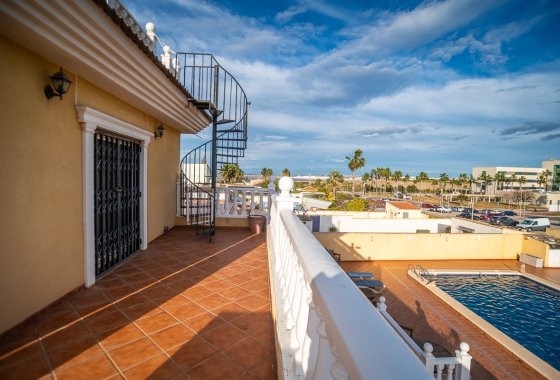 Reventa - Villa - Torrevieja - LOS BALCONES - LOS ALTOS