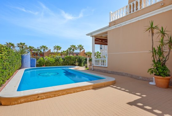 Reventa - Villa - Torrevieja - La Mata