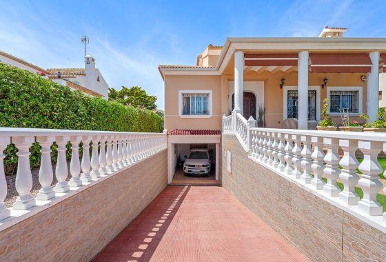 Reventa - Villa - Torrevieja - La Mata