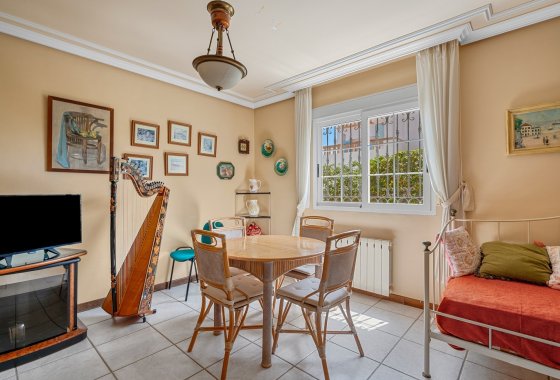 Reventa - Villa - Torrevieja - La Mata