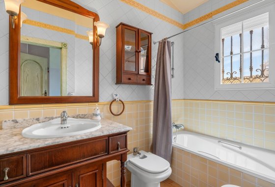 Reventa - Villa - Torrevieja - La Mata