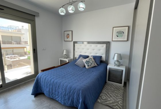Resale - Villa - Villamartín