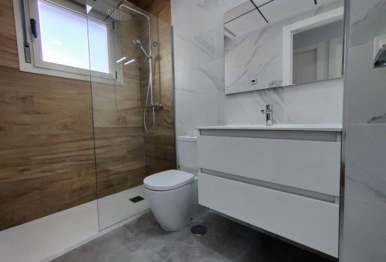 Resale - Villa - Villamartín
