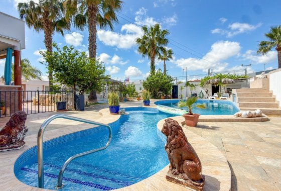 Resale - Villa - Ciudad Quesada
