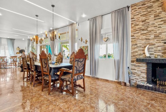 Resale - Villa - Ciudad Quesada