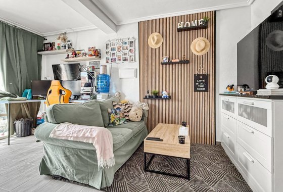 Resale - Townhouse - Ciudad Quesada