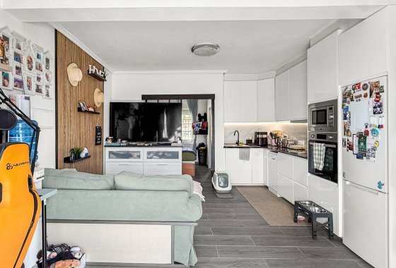 Resale - Townhouse - Ciudad Quesada