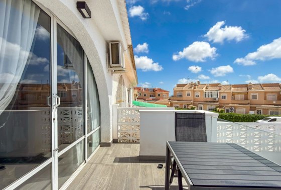 Resale - Townhouse - Ciudad Quesada