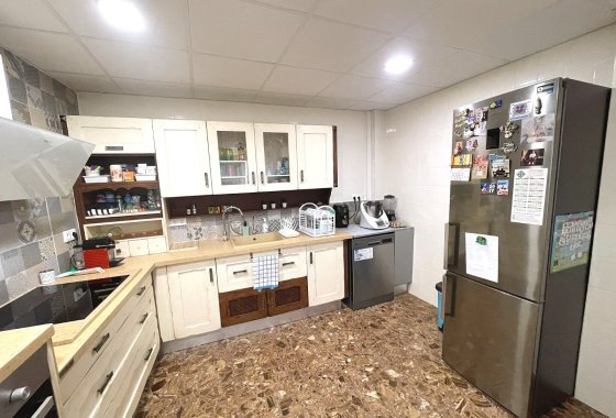 Resale - Apartment / flat - Rojales