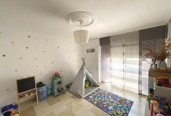 Resale - Apartment / flat - Rojales