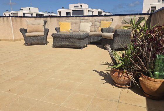 Reventa - Villa - Villamartín