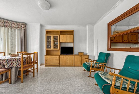 Resale - Apartment / flat - Torrevieja - Playa de los Locos