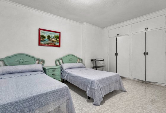 Resale - Apartment / flat - Torrevieja - Playa de los Locos