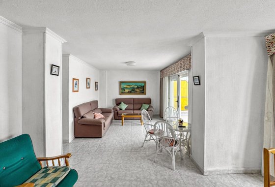 Resale - Apartment / flat - Torrevieja - Playa de los Locos
