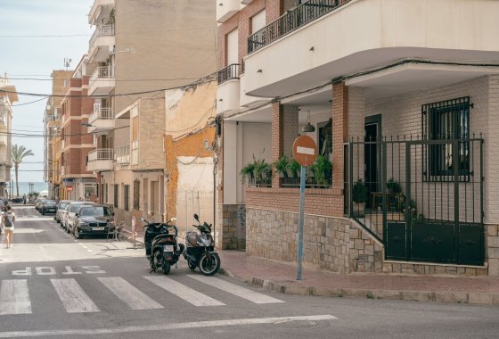 Återförsäljning - Lägenhet / lägenhet - Torrevieja