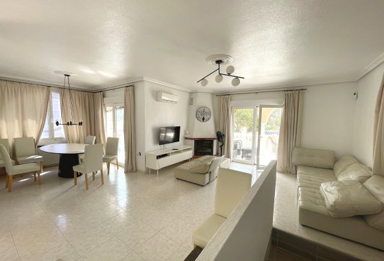 Resale - Villa - Ciudad Quesada