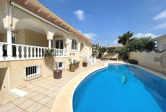 Resale - Villa - Ciudad Quesada
