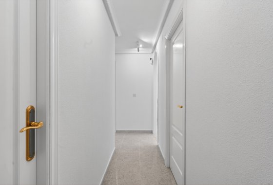 Resale - Apartment / flat - Orihuela Costa - Campoamor