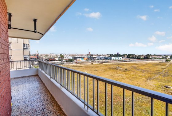 Återförsäljning - Lägenhet / lägenhet - Orihuela Costa - Punta Prima