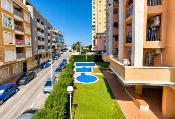 Återförsäljning - Lägenhet / lägenhet - Torrevieja - Playa Los Locos
