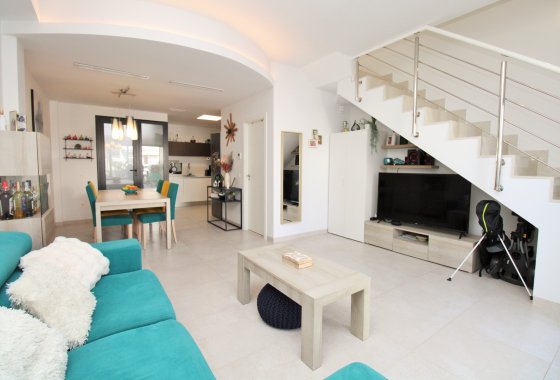 Resale - Townhouse - Villamartín