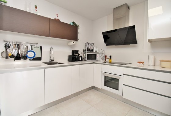 Resale - Townhouse - Villamartín