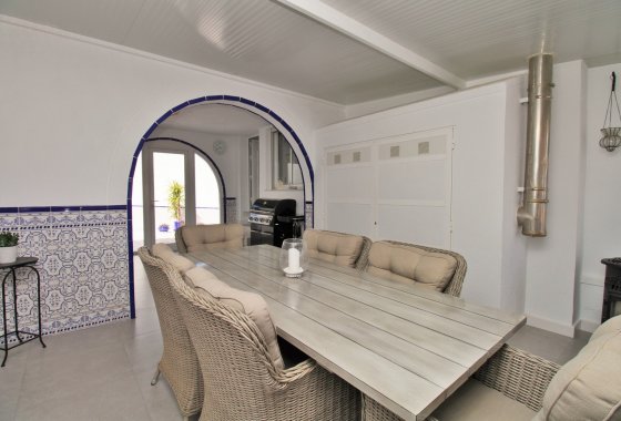 Resale - Villa - Villamartín