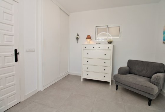 Resale - Villa - Villamartín